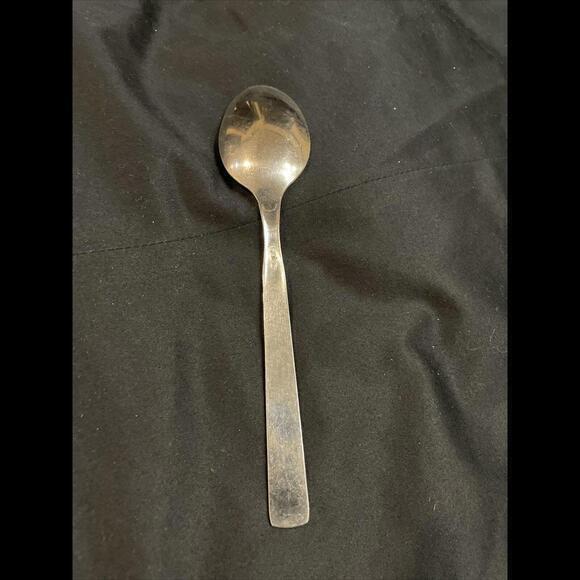 1 American Airlines Spoon‎ Soup  Aviation Utensil First Class Vintage 1980's - Picture 2 of 2